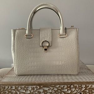 AUTHENTIC NWT ESCADA HANDBAG